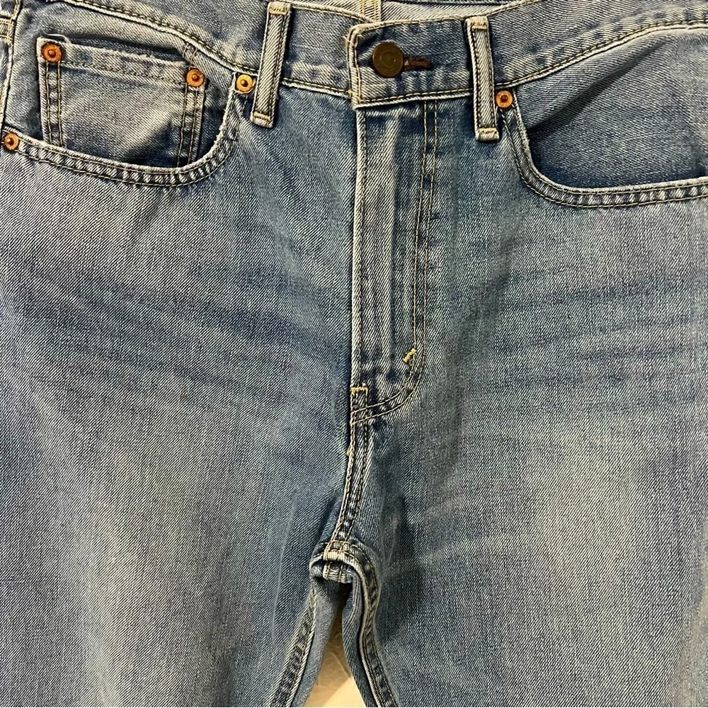 Levi's Men’s Denim Jeans - 505 Straight Leg - W32 L32 EUC Medium Wash Casual